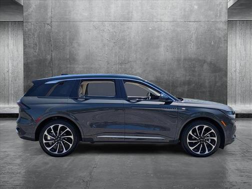 2024 Lincoln Nautilus Black Label