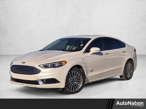 2018 Ford Fusion Energi SE Luxury