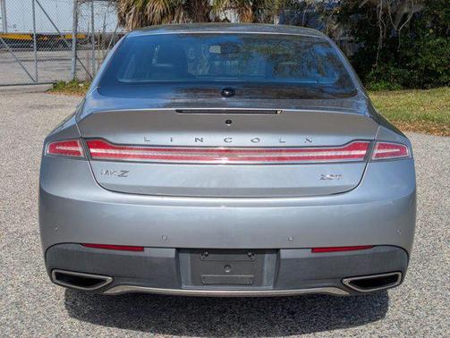 2020 Lincoln MKZ Standard