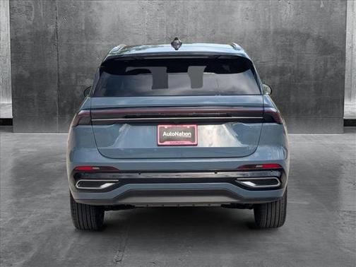 2025 Lincoln Nautilus Reserve