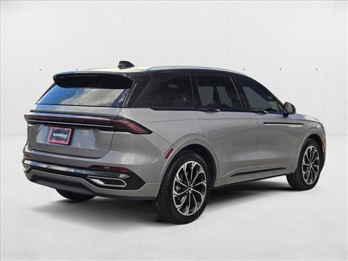 2025 Lincoln Nautilus Reserve