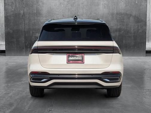 2025 Lincoln Nautilus Black Label