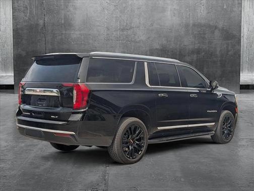 2021 GMC Yukon XL SLT
