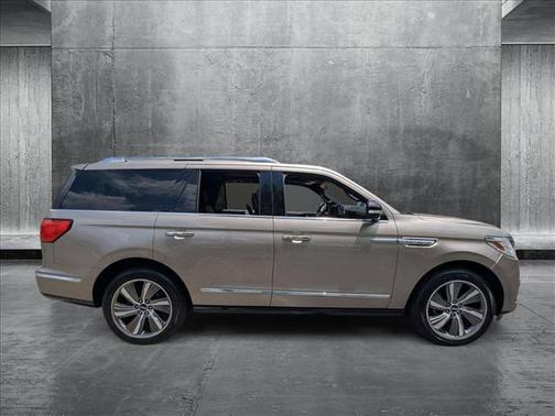 2019 Lincoln Navigator Reserve