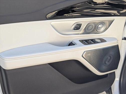 2024 Lincoln Nautilus Black Label