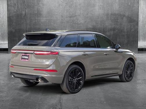 2025 Lincoln Corsair Premiere