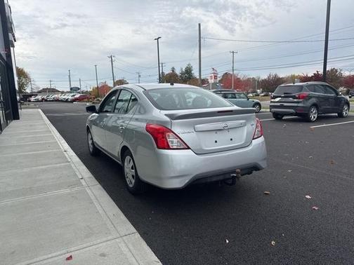 2017 Nissan Versa 1.6 SV