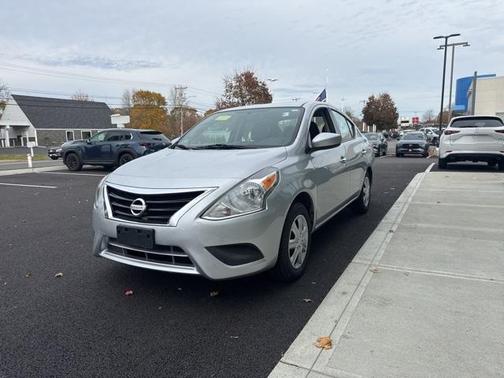 2017 Nissan Versa 1.6 SV