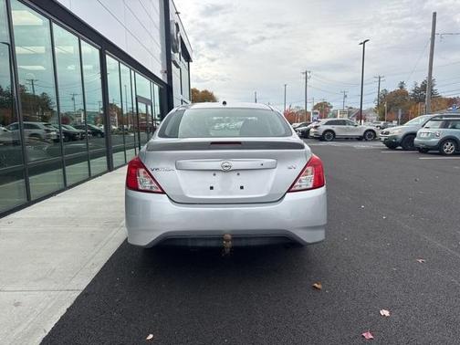 2017 Nissan Versa 1.6 SV