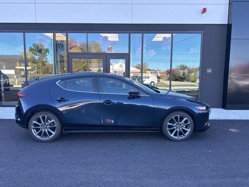 2024 Mazda Mazda3 FWD w/Preferred Package