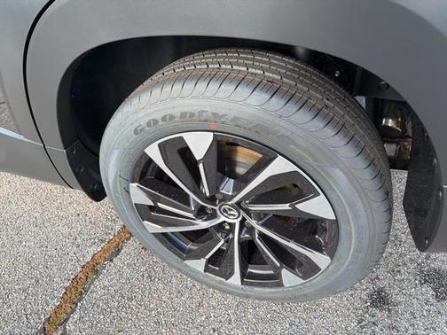 2026 Mazda CX-50 Premium Plus