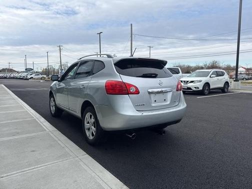 2011 Nissan Rogue SV