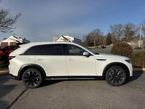 2025 Mazda CX-90 Premium Plus