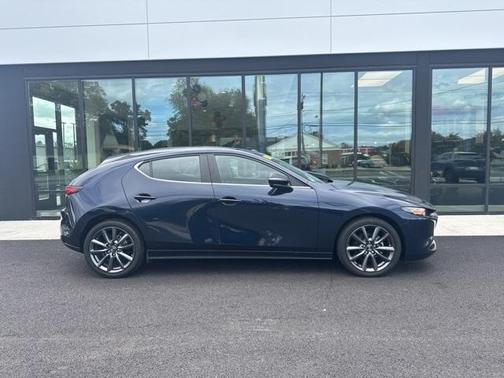 2024 Mazda Mazda3 FWD w/Preferred Package