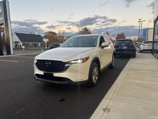 2023 Mazda CX-5 2.5 S Preferred Package
