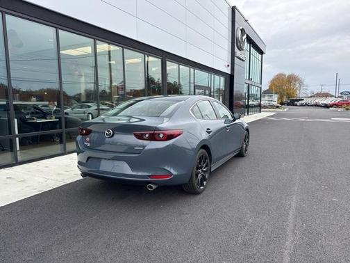 2023 Mazda Mazda3 2.5 S Carbon Edition