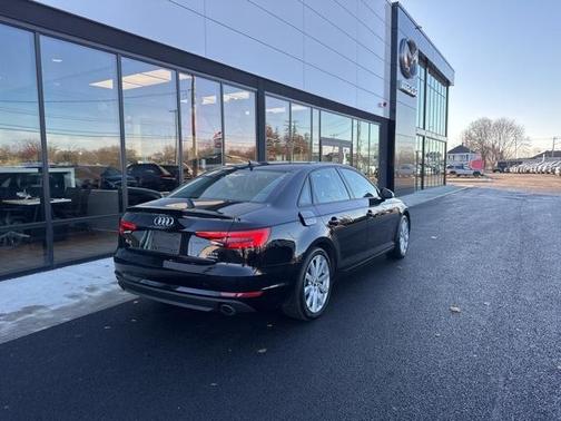 2017 Audi A4 2.0T Premium