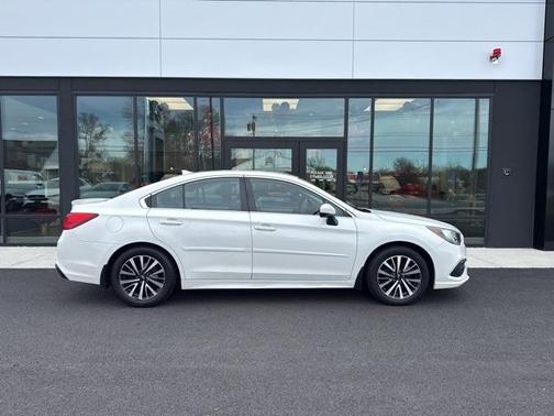 2018 Subaru Legacy 2.5i Premium