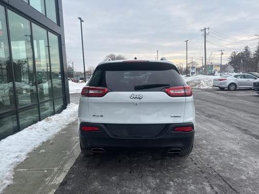 2016 Jeep Cherokee Latitude