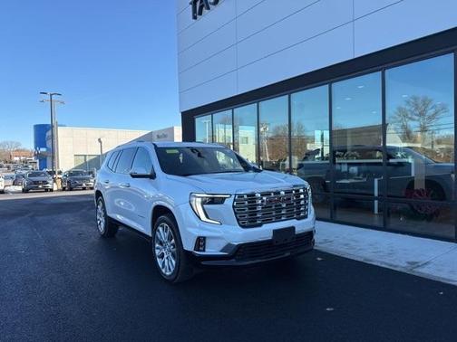 2024 GMC Acadia Denali