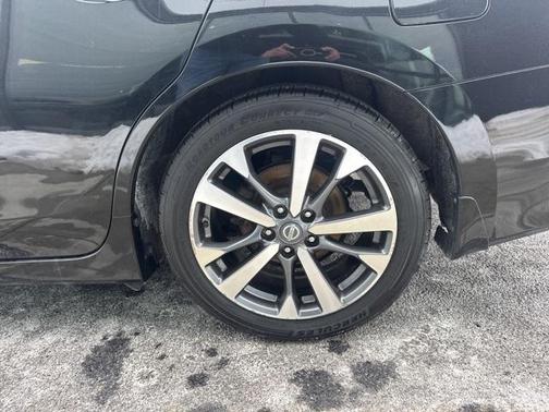 2016 Nissan Altima 3.5 SR