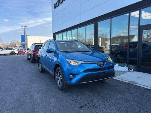 2017 Toyota RAV4 XLE