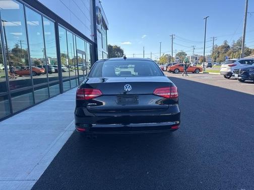 2015 Volkswagen Jetta 2.0L S