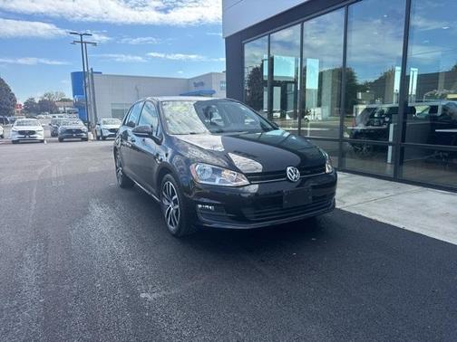 2016 Volkswagen Golf TSI SE 4-Door