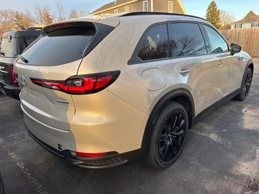 2025 Mazda CX-90 Premium