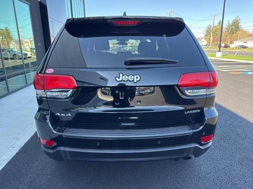 2019 Jeep Grand Cherokee Laredo E