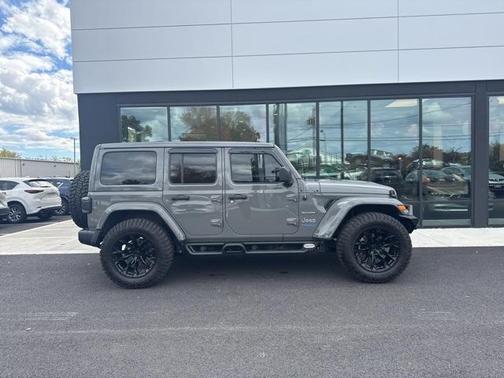 2022 Jeep Wrangler Unlimited 4xe Sahara