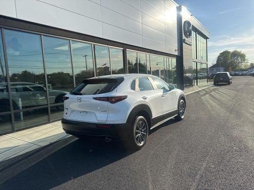 Snowflake White Pearl 2023 Mazda CX-30 2.5 S
