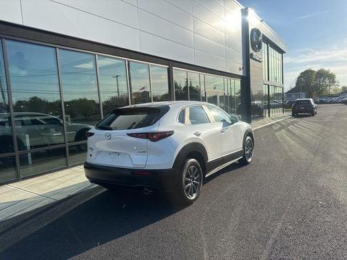 Snowflake White Pearl 2023 Mazda CX-30 2.5 S