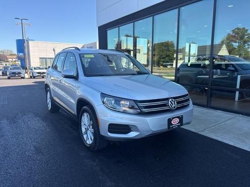 2017 Volkswagen Tiguan Limited 2.0T