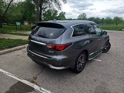 2018 INFINITI QX60 Base