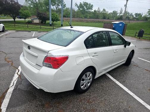 2016 Subaru Impreza 2.0i
