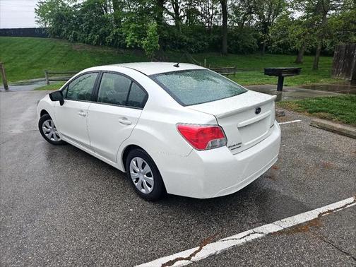 2016 Subaru Impreza 2.0i