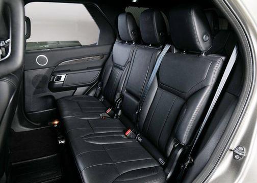 2020 Land Rover Discovery HSE