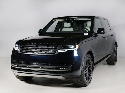 Constellation Blue Ultra Metallic Gloss 2026 Land Rover Range Rover P400 SE 7 Seat