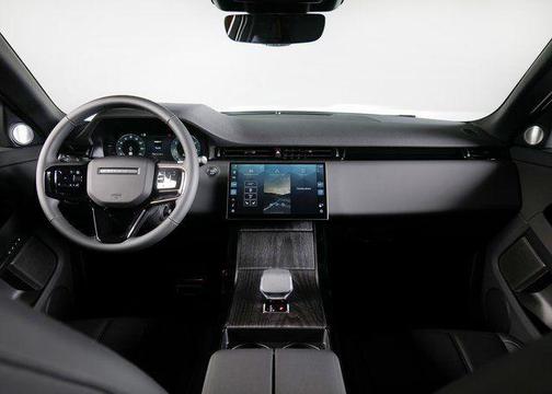 2026 Land Rover Range Rover Evoque Dynamic SE