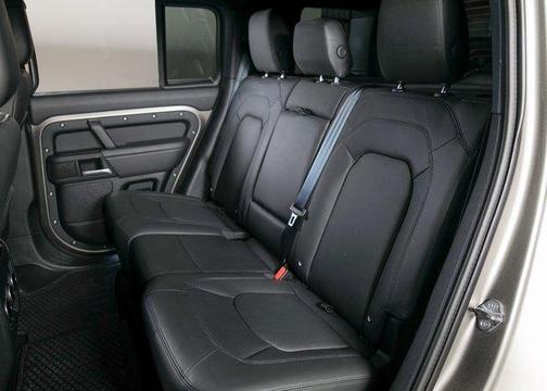 2025 Land Rover Defender P300