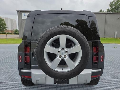 Carpathian Grey 2025 Land Rover Defender P300