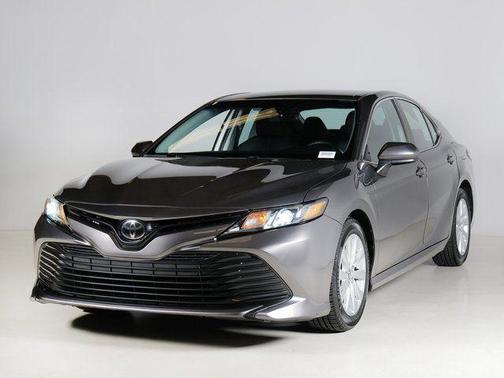 Predawn Gray Mica 2018 Toyota Camry LE