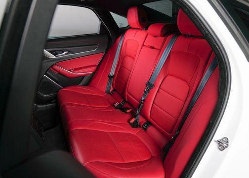 2024 Jaguar XF R-Dynamic SE