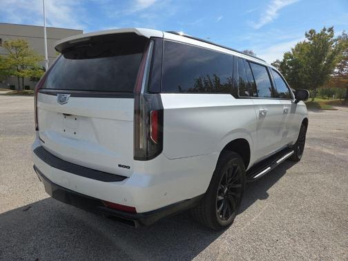 Crystal White 2021 Cadillac Escalade ESV Sport Platinum