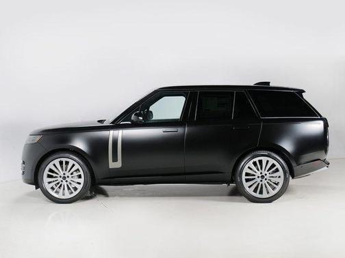 Obsidian Black Satin 2026 Land Rover Range Rover P530 SE