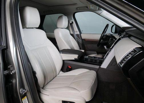 2020 Land Rover Discovery HSE