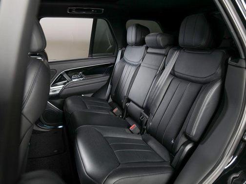 Santorini Black 2023 Land Rover Range Rover P530 SE