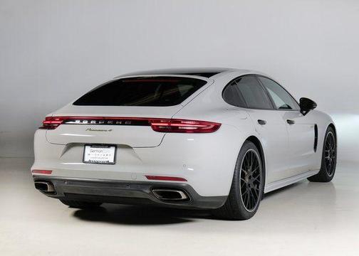 2019 Porsche Panamera 4