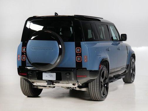 Tasman Blue 2026 Land Rover Defender P400 X-Dynamic SE